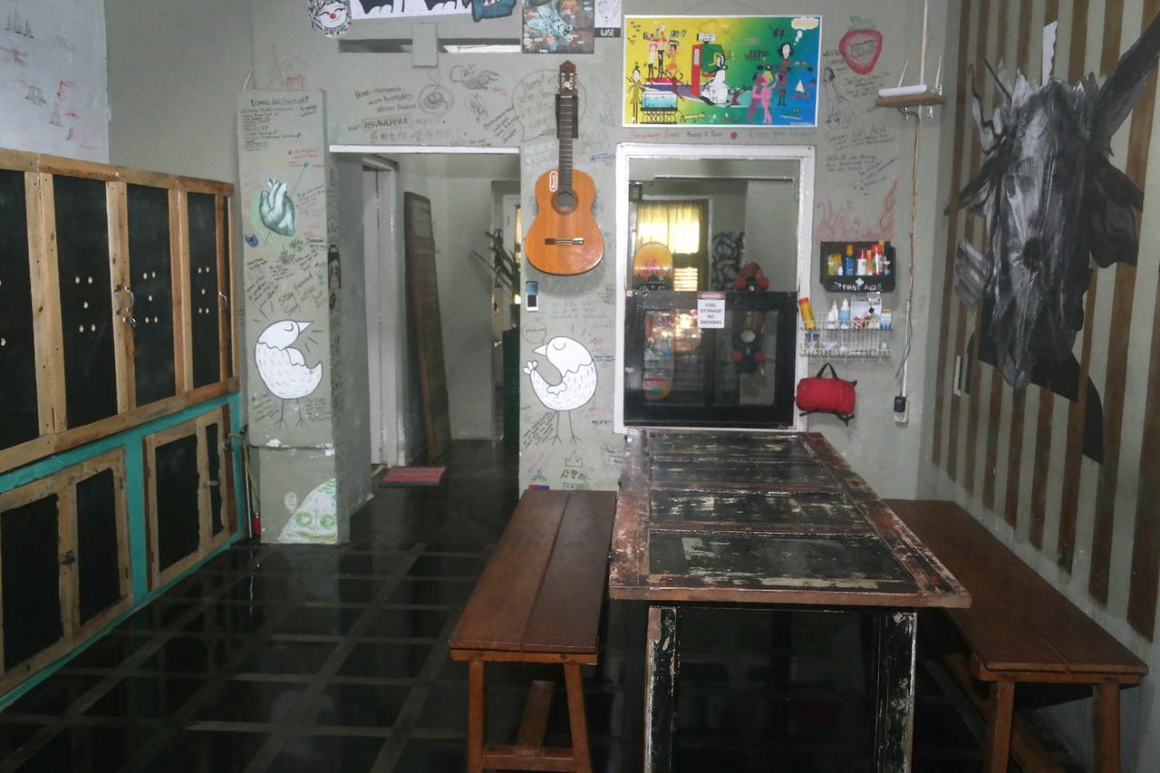 Abrakadabra! Artbnb Yogyakarta Ngoại thất bức ảnh