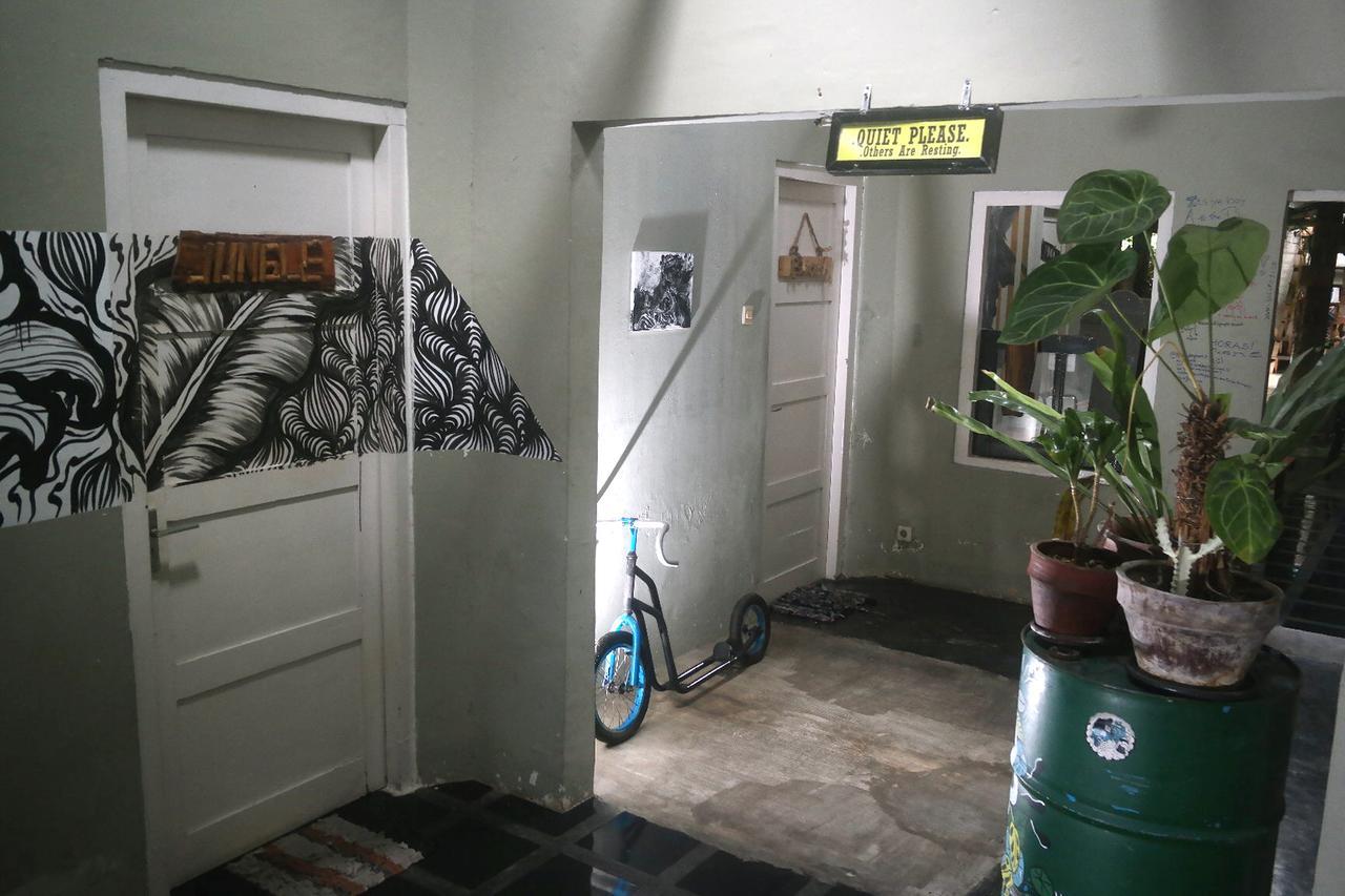 Abrakadabra! Artbnb Yogyakarta Ngoại thất bức ảnh