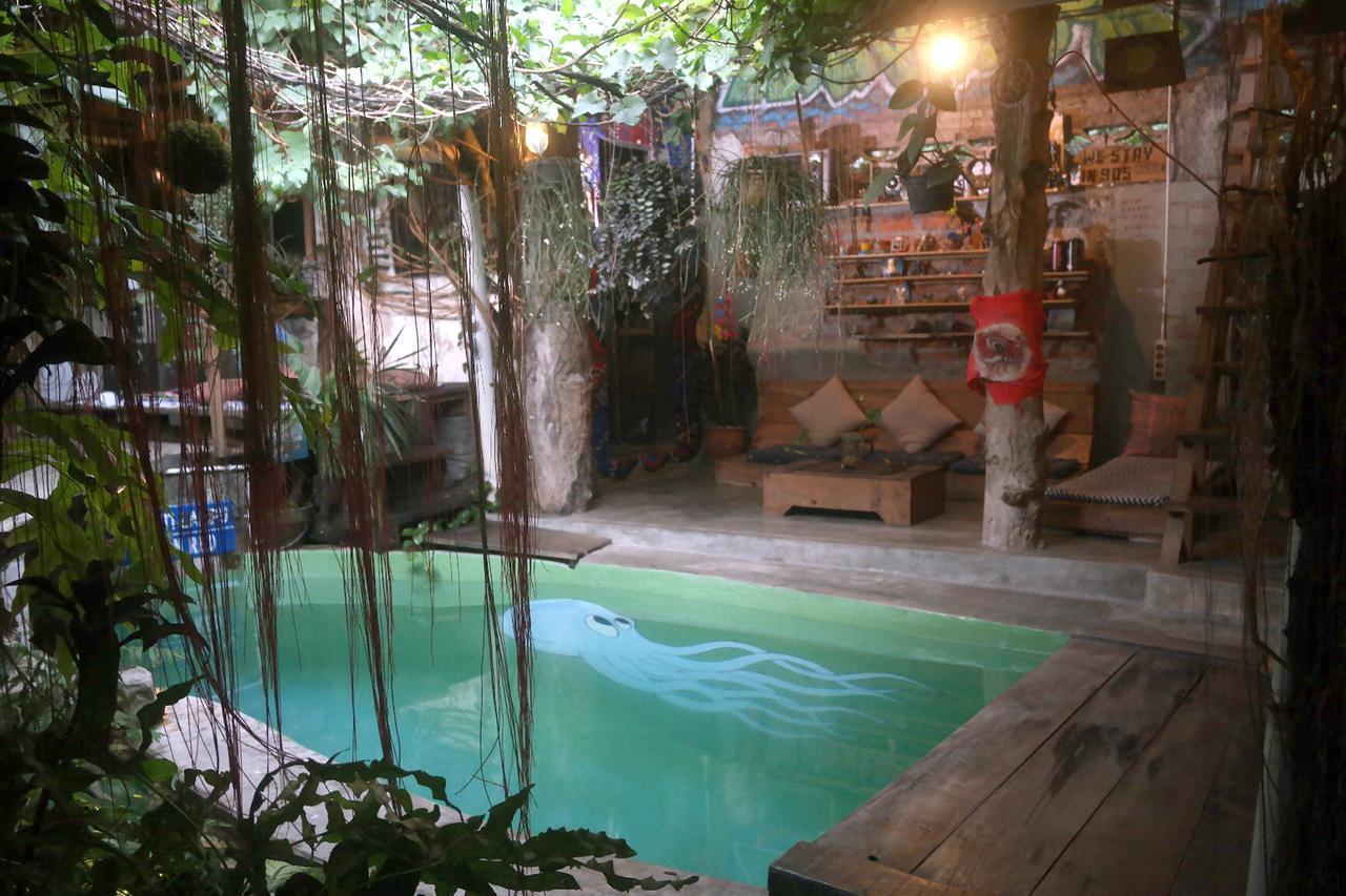 Abrakadabra! Artbnb Yogyakarta Ngoại thất bức ảnh