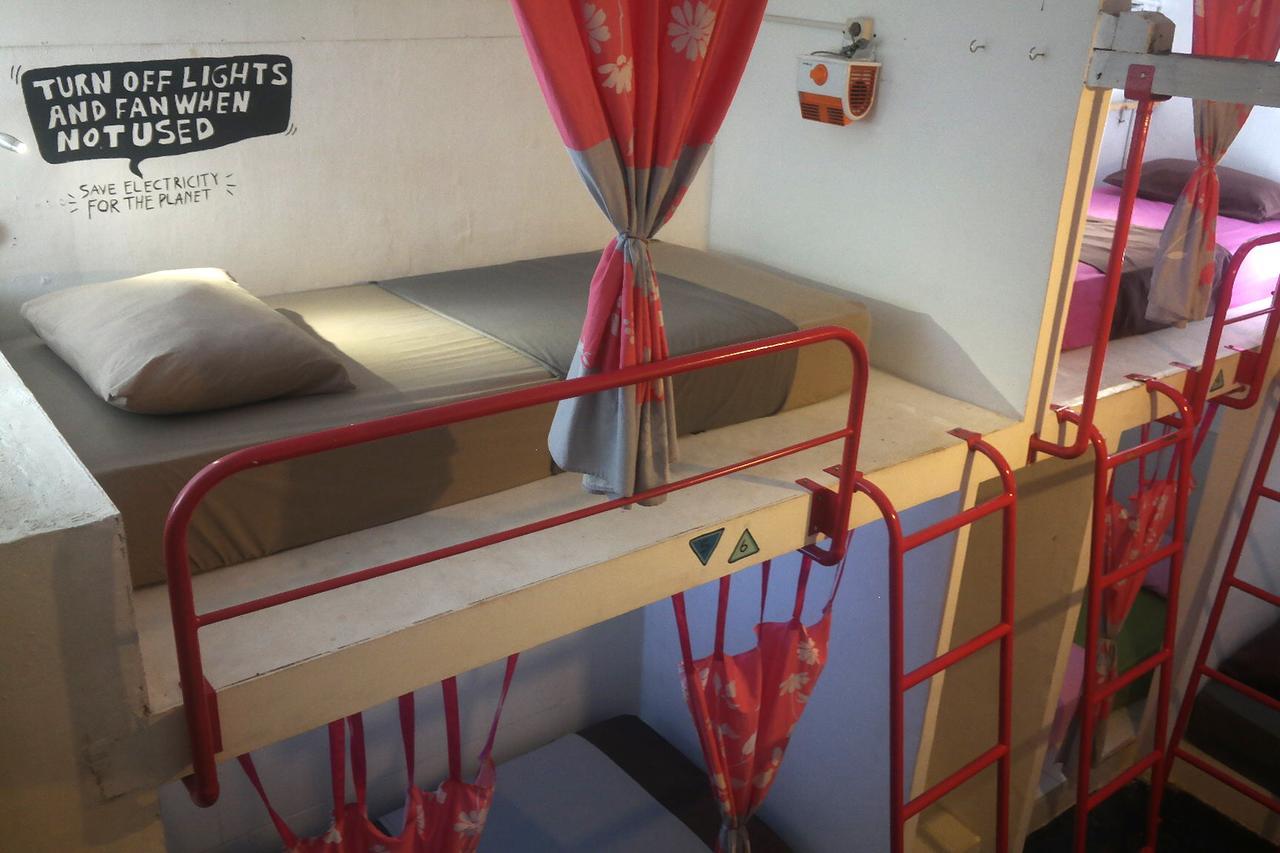 Abrakadabra! Artbnb Yogyakarta Ngoại thất bức ảnh