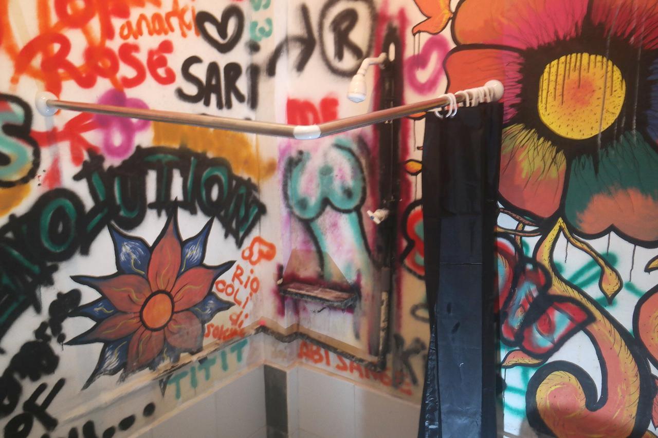 Abrakadabra! Artbnb Yogyakarta Ngoại thất bức ảnh