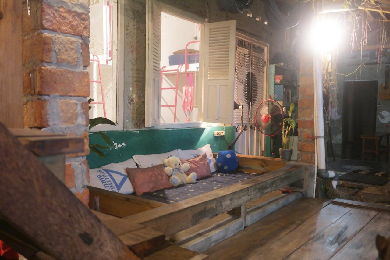 Abrakadabra! Artbnb Yogyakarta Ngoại thất bức ảnh